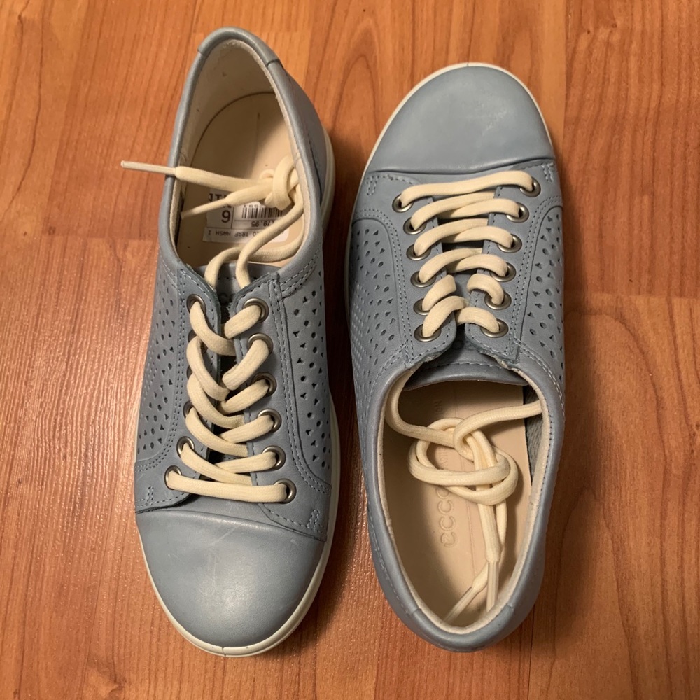 New Ecco Sneakers